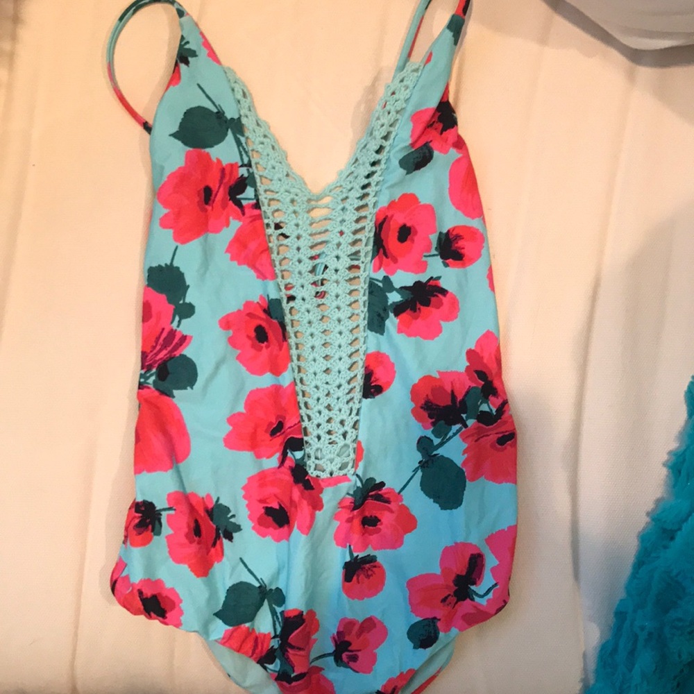 Billabong One Piece